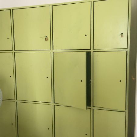 Chichilli Hostel Вена Экстерьер фото